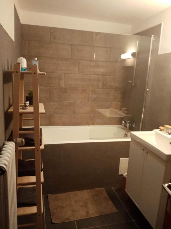 Les P'Tites Pistes Bed & Breakfast Chaux-des-Pres Bagian luar foto