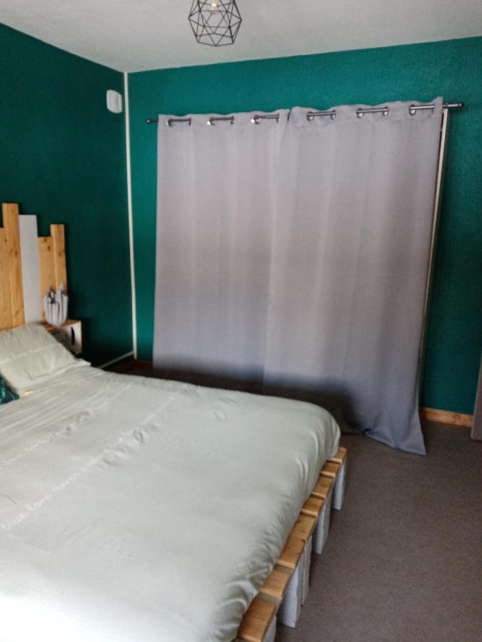 Les P'Tites Pistes Bed & Breakfast Chaux-des-Pres Bagian luar foto